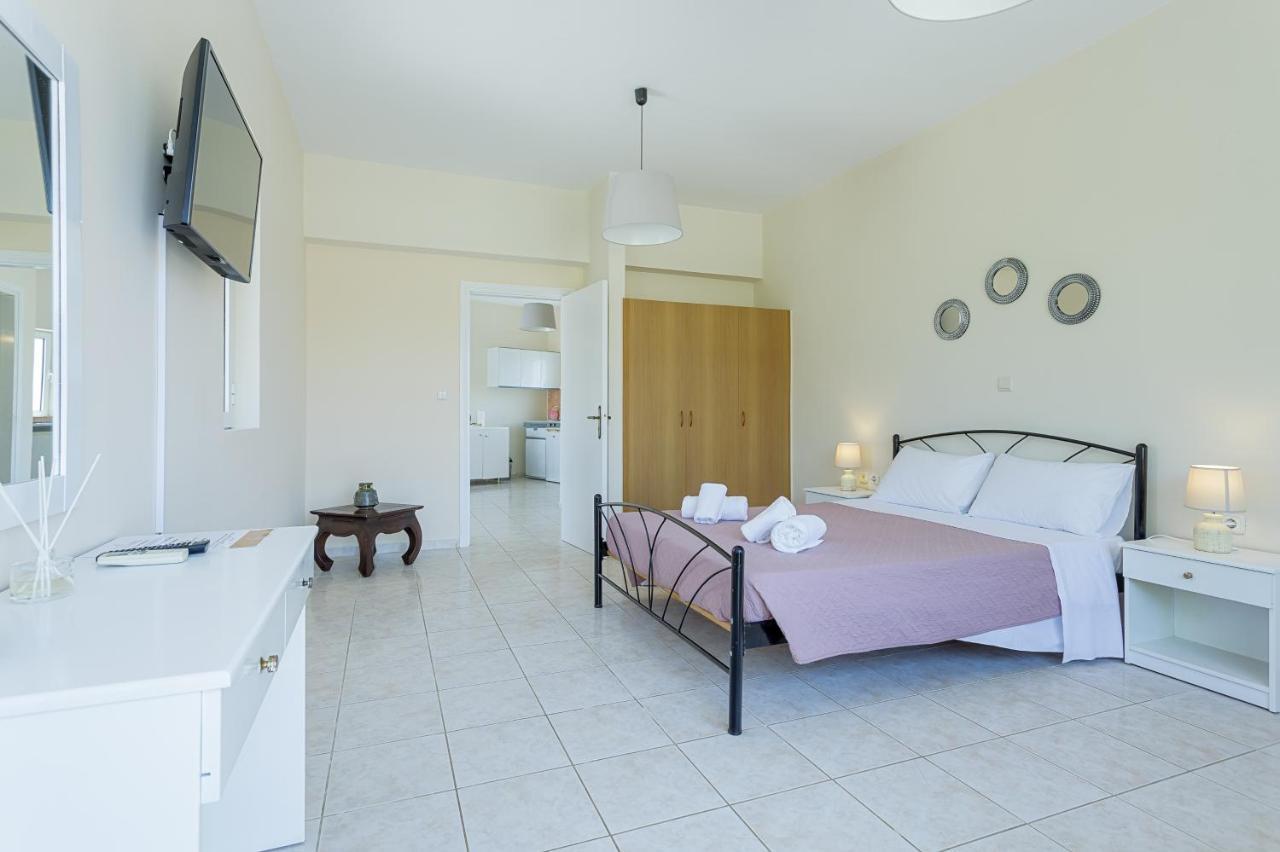 Evani Apartments 이알리소스 외부 사진
