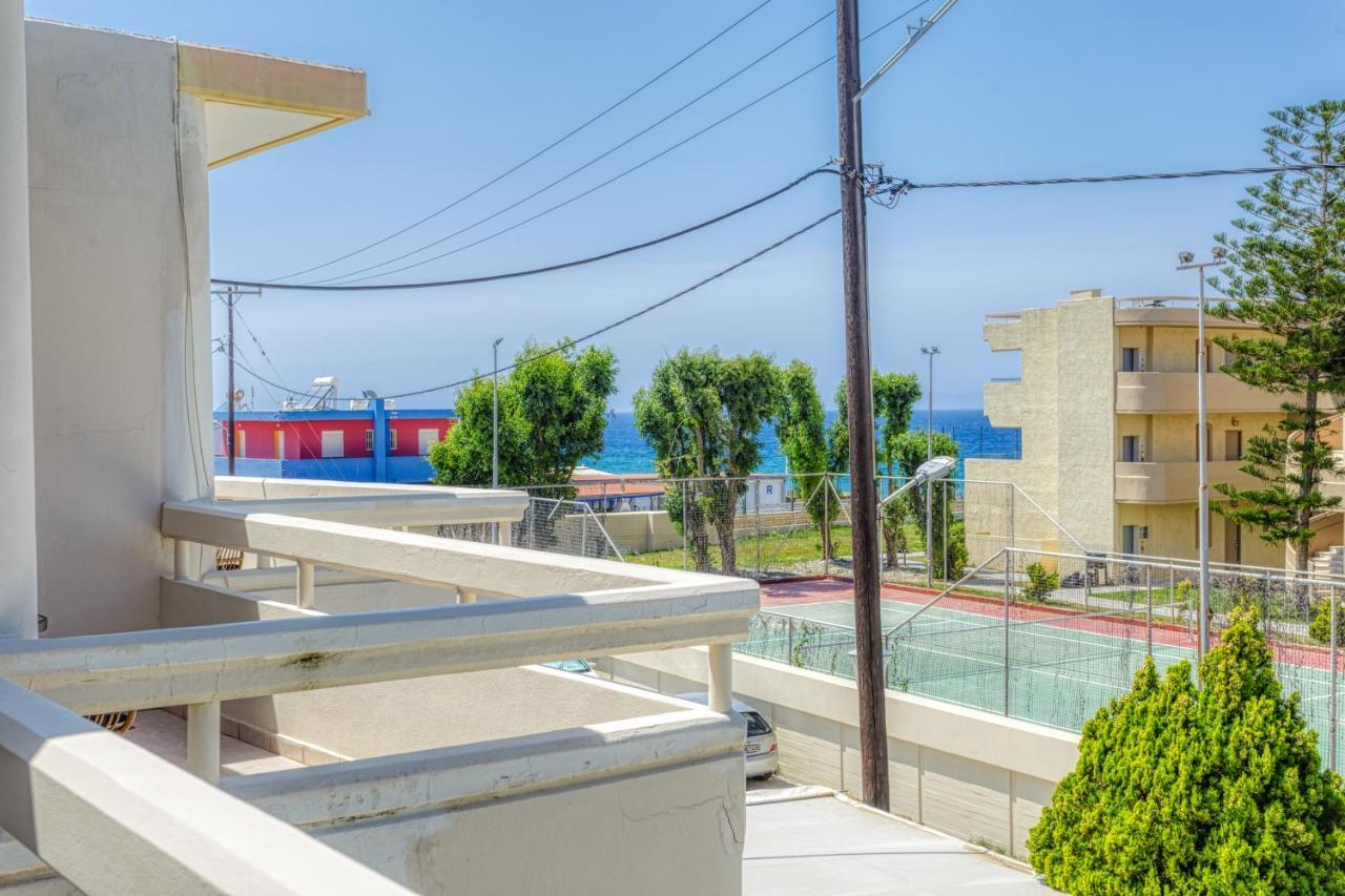 Evani Apartments 이알리소스 외부 사진